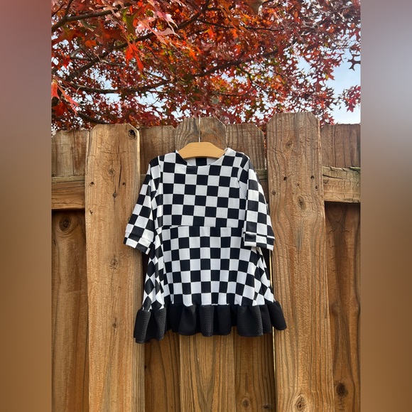 Toddler Girl Checkered Black and White Top - Picture 4 of 4